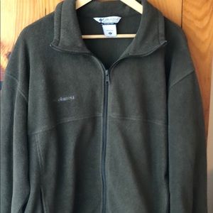 LAST CHANCE Men’s Columbia Fleece XL olive green